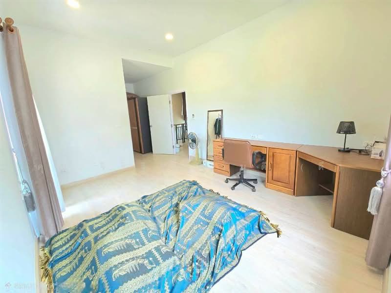 Britania Ratchaphruek-Kanchanaphisek : บริทาเนีย ราชพฤกษ์-กาญจนาภิเษก, Pathum Thani, Khlong Phra Udom, Lat Lum Kaeo, Pathum Thani, 3 Bedrooms, 150 sqm, Semi-Detached House (Twin House) For Sale, by คุณ จีรฐิต ฐานดี (ดี), 500356345 - DDproperty.com