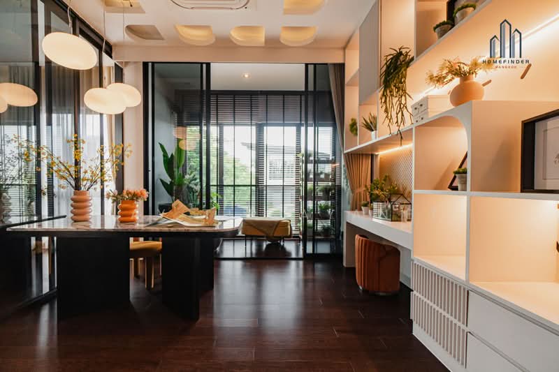 Bangkok Boulevard Signature Pinklao-Borom, Bangkok, Sala Thammasop Road, Sala Thammasop, Thawi Watthana, Bangkok, 4 Bedrooms, 390 sqm, Single Detached House For Sale, by Kay Tippayanet, 500356352 - DDproperty.com