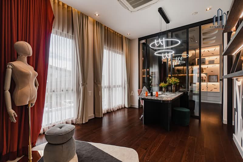 Bangkok Boulevard Signature Pinklao-Borom, Bangkok, Sala Thammasop Road, Sala Thammasop, Thawi Watthana, Bangkok, 4 Bedrooms, 390 sqm, Single Detached House For Sale, by Kay Tippayanet, 500356352 - DDproperty.com