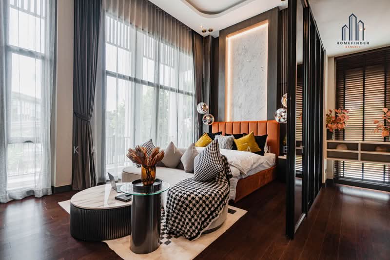 Bangkok Boulevard Signature Pinklao-Borom, Bangkok, Sala Thammasop Road, Sala Thammasop, Thawi Watthana, Bangkok, 4 Bedrooms, 390 sqm, Single Detached House For Sale, by Kay Tippayanet, 500356352 - DDproperty.com