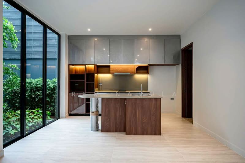 BuGaan Krungthep Kreetha, Bangkok, 109 15 Soi Krungthep Kreetha, Hua Mak, Bang Kapi, Bangkok, 4 Bedrooms, 655 sqm, Single Detached House Option To Buy, by Prem Narula, 500356366 - DDproperty.com