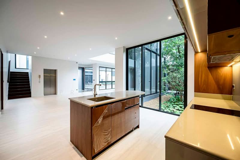 BuGaan Krungthep Kreetha, Bangkok, 109 15 Soi Krungthep Kreetha, Hua Mak, Bang Kapi, Bangkok, 4 Bedrooms, 655 sqm, Single Detached House Option To Buy, by Prem Narula, 500356366 - DDproperty.com