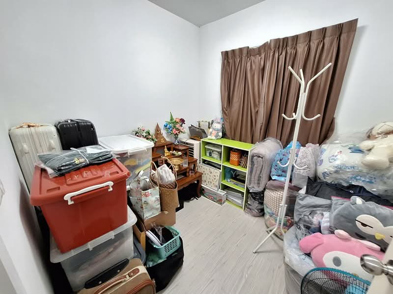 Baan Pruksa 86/2 Ladkrabang-Suvarnabhumi, Samut Prakan, Soi Ladkrabang 54, Ladkrabang Road, Srisa Chorakhe Noi, Bang Sao Thong, Samut Prakan, 3 Bedrooms, 100 sqm, Townhouse For Sale, by The Best Property ติ๊ก, 500356371 - DDproperty.com