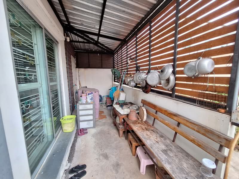 Baan Pruksa 86/2 Ladkrabang-Suvarnabhumi : บ้านพฤกษา 86/2 ลาดกระบัง-สุวรรณภูมิ, สมุทรปราการ, ซ.ลาดกระบัง 54 ถ.ลาดกระบัง, ศีรษะจรเข้น้อย, บางเสาธง, สมุทรปราการ, 100 ตร.ม., ทาวน์เฮ้าส์ ขาย, โดย The Best Property ติ๊ก, 500356371 - DDproperty.com