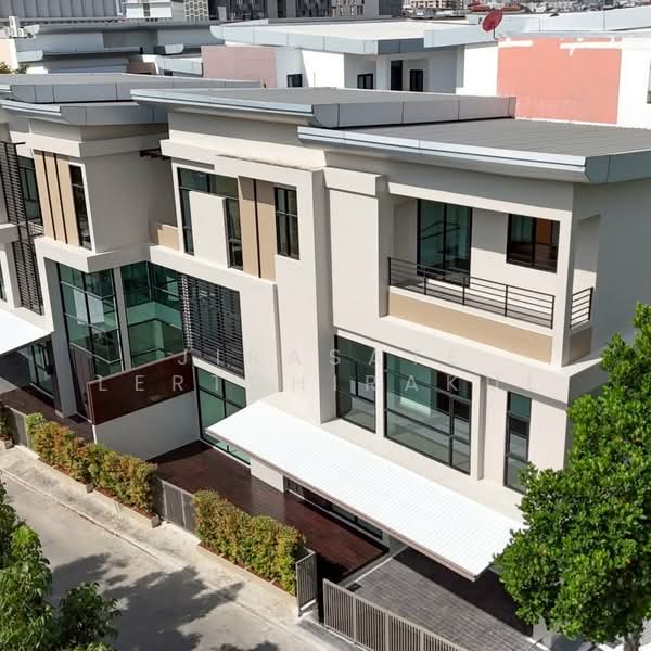 The Zenith Wang Thonglang, Bangkok, Wang Thonglang, Wang Thonglang, Bangkok, 3 Bedrooms, 200 sqm, Single Detached House For Sale, by Jirasate Lertdhirakul, 500356372 - DDproperty.com