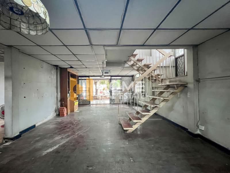 บ้านเดี่ยว พระราม 9 ซอย 51, Bangkok, Suan Luang, Bangkok, 4 Bedrooms, 250 sqm, Single Detached House For Sale, by HOME Real Estate Service, 500356382 - DDproperty.com
