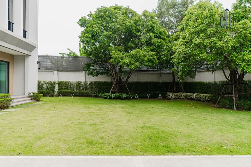 Bangkok Boulevard Signature Pinklao-Borom, Bangkok, Sala Thammasop Road, Sala Thammasop, Thawi Watthana, Bangkok, 4 Bedrooms, 449 sqm, Single Detached House For Sale, by Kay Tippayanet, 500356390 - DDproperty.com