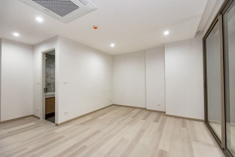 Symmetry Kaset-Nawamin, Bangkok, 789/1-3 Prasert-Manukitch Rd, Nawamin, Bueng Kum, Bangkok, 3 Bedrooms, 370 sqm, Single Detached House For Sale, by Jirasate Lertdhirakul, 500356431 - DDproperty.com