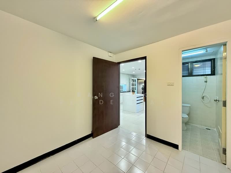 Mayfair Garden Apartment, Bangkok, 59 Soi Sukhumvit 16, Khlong Toei, Bangkok, 4 Bedrooms, 260 sqm, Apartment For Rent, by Bangkok Residential, 500356454 - DDproperty.com