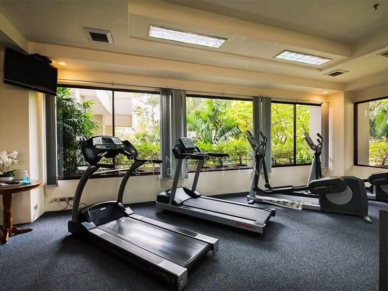 Mayfair Garden Apartment, Bangkok, 59 Soi Sukhumvit 16, Khlong Toei, Bangkok, 4 Bedrooms, 260 sqm, Apartment For Rent, by Bangkok Residential, 500356454 - DDproperty.com