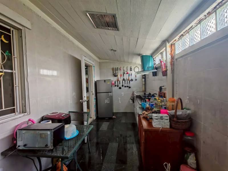 Pruksa Ville Wongwaen-Onnut : พฤกษาวิลล์ วงแหวน-อ่อนนุช, สมุทรปราการ, ถนนกาญจนาภิเษก 39, ราชาเทวะ, บางพลี, สมุทรปราการ, 120 ตร.ม., ทาวน์เฮ้าส์ ขาย, โดย คุณ พรชัย เสนจันทร์ฒิไชย (โก้), 500356455 - DDproperty.com