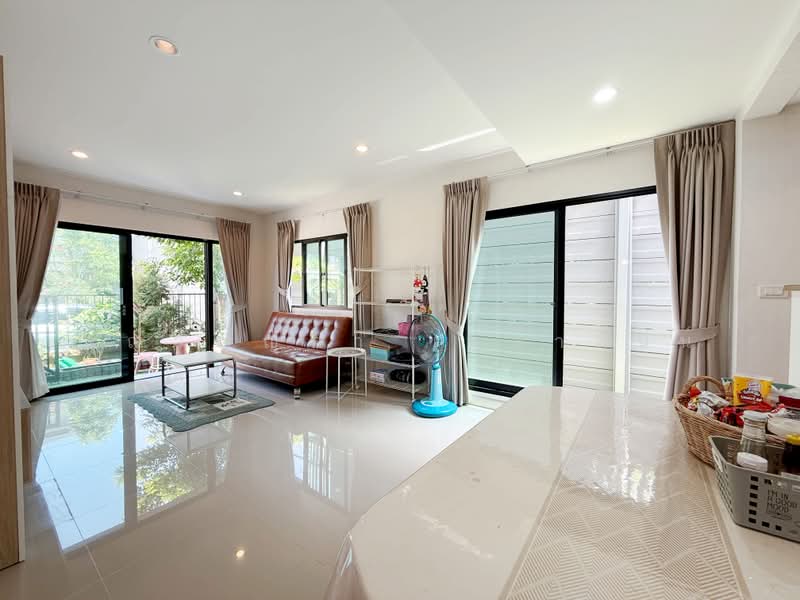 เดอะ แพลนท์ รังสิต-คลอง 2, Pathum Thani, Rangsit, Thanyaburi, Pathum Thani, 3 Bedrooms, 121 sqm, Semi-Detached House (Twin House) For Sale, by คุณวิญญุดา เหล่าสันน์, 500356469 - DDproperty.com