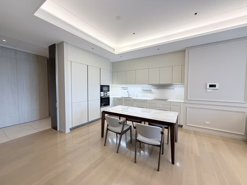 Baan Sindhorn, Bangkok, 89 Soi Langsuan, Langsuan Road, Lumphini, Pathum Wan, Bangkok, 2 Bedrooms, 127 sqm, Condo For Rent, by Frank Akawin, 500356470 - DDproperty.com