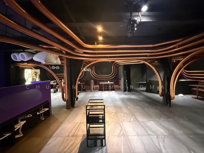 For Rent: 2 Story Standalone in Thonglor-Ekkamai Ideal for Bar, Restaurant, Cafe, กรุงเทพ, คลองตันเหนือ, วัฒนา, กรุงเทพ, 301 ตร.ม., พื้นที่ขายของ ให้เช่า, โดย Chutinun Mungmai, 500356472 - DDproperty.com