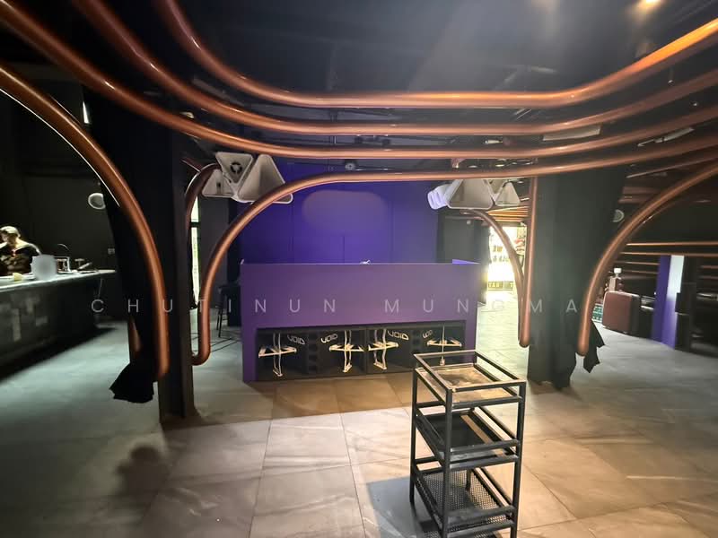 For Rent: 2 Story Standalone in Thonglor-Ekkamai Ideal for Bar, Restaurant, Cafe, กรุงเทพ, คลองตันเหนือ, วัฒนา, กรุงเทพ, 301 ตร.ม., พื้นที่ขายของ ให้เช่า, โดย Chutinun Mungmai, 500356472 - DDproperty.com