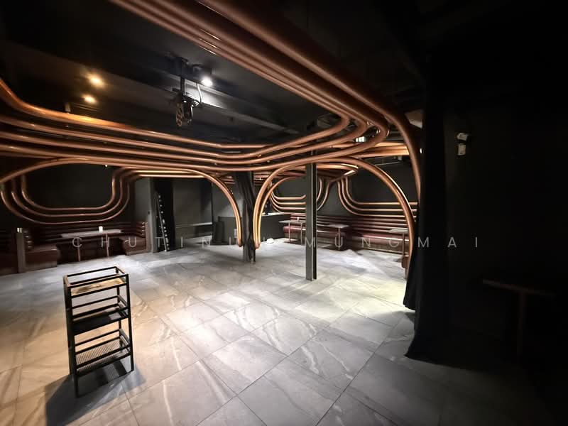 For Rent: 2 Story Standalone in Thonglor-Ekkamai Ideal for Bar, Restaurant, Cafe, กรุงเทพ, คลองตันเหนือ, วัฒนา, กรุงเทพ, 301 ตร.ม., พื้นที่ขายของ ให้เช่า, โดย Chutinun Mungmai, 500356472 - DDproperty.com