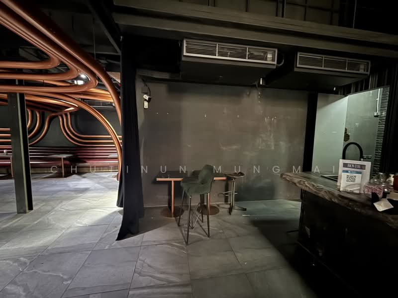 For Rent: 2 Story Standalone in Thonglor-Ekkamai Ideal for Bar, Restaurant, Cafe, กรุงเทพ, คลองตันเหนือ, วัฒนา, กรุงเทพ, 301 ตร.ม., พื้นที่ขายของ ให้เช่า, โดย Chutinun Mungmai, 500356472 - DDproperty.com