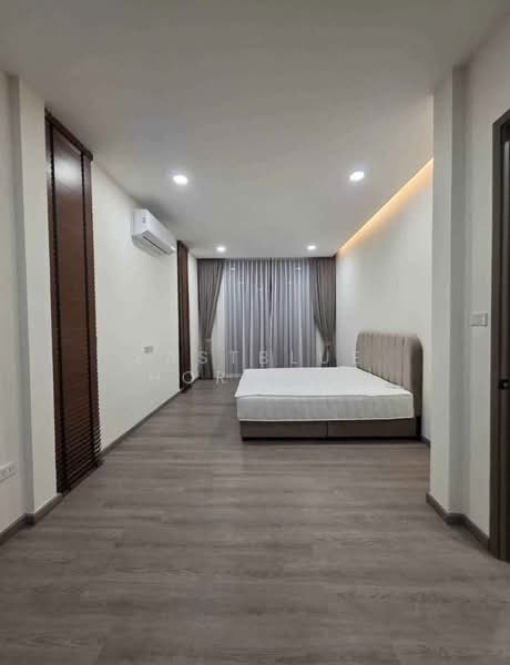House area Sukhumvit 62, Bangkok, Bang Chak, Phra Khanong, Bangkok, 3 Bedrooms, 250 sqm, Single Detached House For Sale, by Eastblue Horizon, 500356473 - DDproperty.com