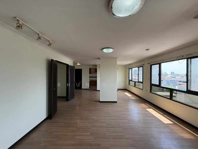 Lumpini Place Narathiwas 24, Bangkok, Sathu Pradit 19 Alley 3, Chong Nonsi, Yan Nawa, Bangkok, 2 Bedrooms, 127 sqm, Condo For Sale, by KHUN H-DO, 500356493 - DDproperty.com
