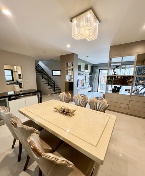 Setthasiri Charun-Pinklao, Bangkok, Lieb Tangrotfai Road, Bang Khun Non, Bangkok Noi, Bangkok, 4 Bedrooms, 245 sqm, Single Detached House For Sale, by Eastblue Horizon, 500356520 - DDproperty.com