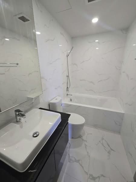 Cloud Thonglor-Phetchaburi, Bangkok, 1986 New Petchaburi Road, Bang Kapi, Huai Khwang, Bangkok, 1 Bedroom, 38 sqm, Condo For Rent, by Jarunat K, 500356553 - DDproperty.com