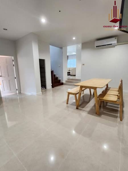 Parinyalak Wongwan Sathorn, Bangkok, Bang Khae, Bangkok, 4 Bedrooms, 250 sqm, Townhouse For Rent, by JSA REAL ESTATE, 500356567 - DDproperty.com