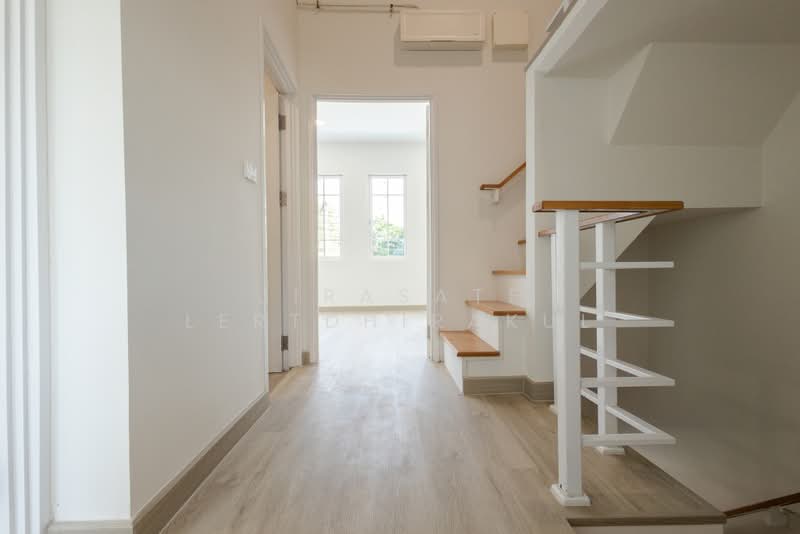 Golden Town 3 Bangna-Suanluang, Bangkok, Kanchanaphisek Road, Prawet, Bangkok, 4 Bedrooms, 120 sqm, Townhouse For Sale, by Jirasate Lertdhirakul, 500356611 - DDproperty.com