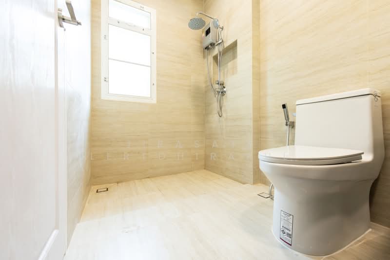 Grand Bangkok Boulevard Ratchada-Ramintra 2, Bangkok, Soi Nawamin 74 Yeak 3-14-5, Khan Na Yao, Bangkok, 3 Bedrooms, 200 sqm, Single Detached House For Sale, by Jirasate Lertdhirakul, 500356618 - DDproperty.com