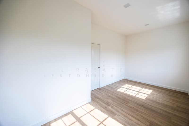 Golden Town Bangna-Suanluang, Bangkok, Kanchanapisek Road, Dok Mai, Prawet, Bangkok, 3 Bedrooms, 120 sqm, Townhouse For Sale, by Jirasate Lertdhirakul, 500356629 - DDproperty.com