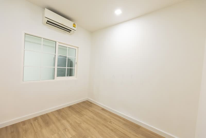 Golden Town 2 Onnut-Pattanakarn, Bangkok, 189 Soi On Nut 65 Yaek 14, Prawet, Bangkok, 3 Bedrooms, 113 sqm, Townhouse For Sale, by Jirasate Lertdhirakul, 500356653 - DDproperty.com