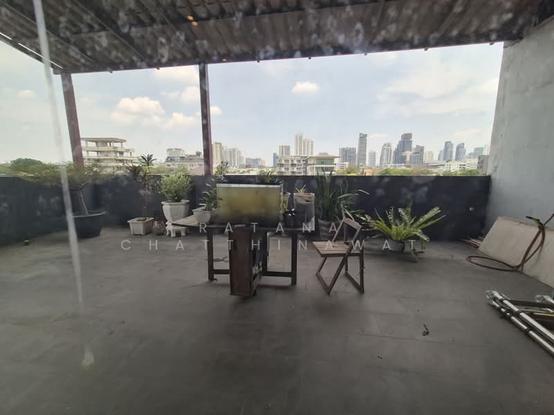 Apai Loft, กรุงเทพ, เอกมัย 22, คลองตันเหนือ, วัฒนา, กรุงเทพ, 2,200 ตร.ม., ตึกแถว-อาคารพาณิชย์ ขาย, โดย Ratana Chatthinawat, 500356684 - DDproperty.com