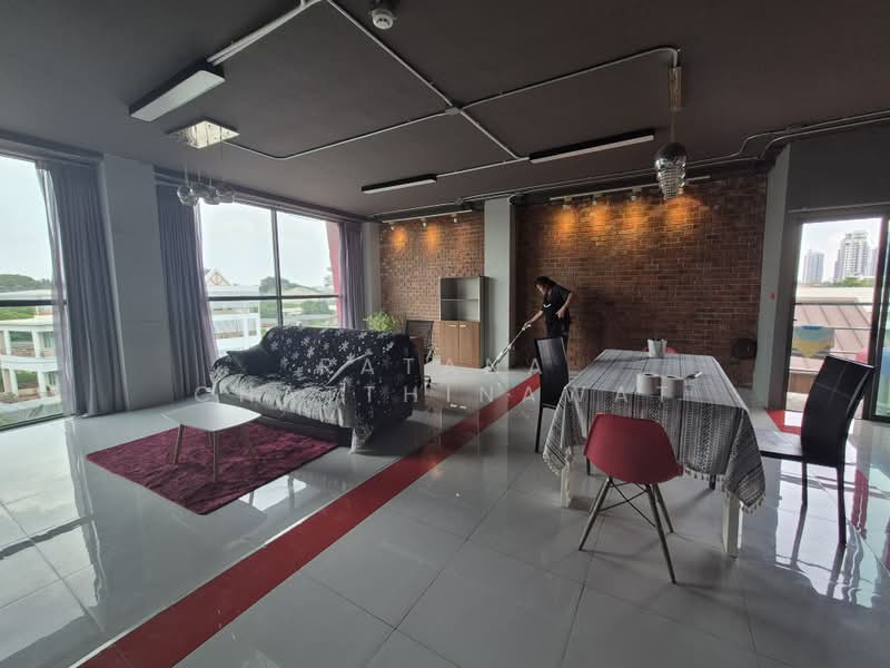 Apai Loft, Bangkok, เอกมัย 22, Khlong Tan Nua, Watthana, Bangkok, , 2,200 sqm, Shophouse For Sale, by Ratana Chatthinawat, 500356684 - DDproperty.com