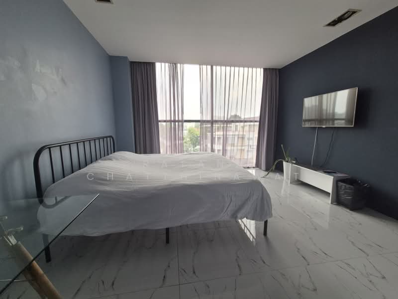 Apai Loft, Bangkok, เอกมัย 22, Khlong Tan Nua, Watthana, Bangkok, , 2,200 sqm, Shophouse For Sale, by Ratana Chatthinawat, 500356684 - DDproperty.com