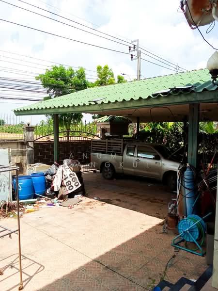 ขายบ้านเดี่ยว 96.5 ตรว. โครงสร้างอิฐมอญทั้งหลัง หน้าบ้านติดถนนกาญจนาภิเษก หันทิศใต้ เป็นที่อยู่อาศ, กรุงเทพ, ทวีวัฒนา, กรุงเทพ, 220 ตร.ม., บ้านเดี่ยว ขาย, โดย Anumas Hangkul, 500356706 - DDproperty.com