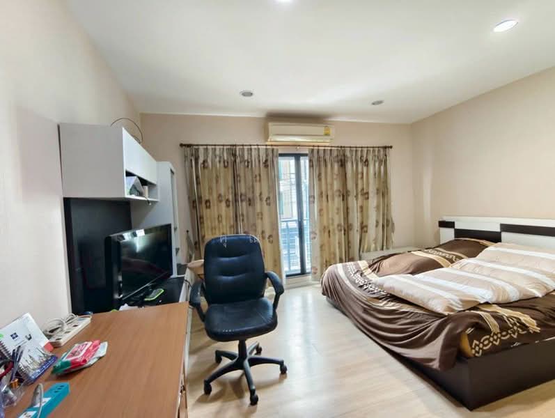 Baan Klang Muang Kalpapruek, Bangkok, Thonburi Court Road, Bang Wa, Phasi Charoen, Bangkok, 3 Bedrooms, 198 sqm, Townhouse For Sale, by คุณนิว, 500356714 - DDproperty.com