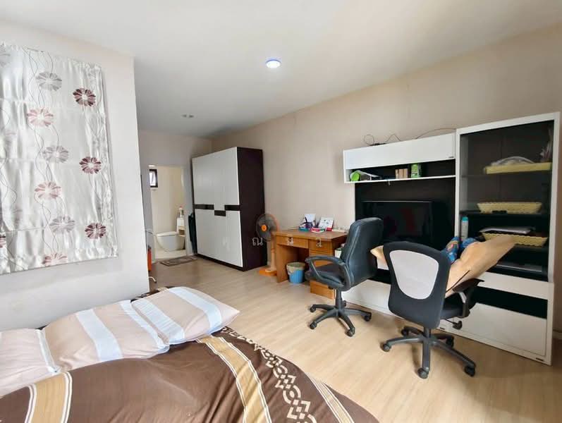 Baan Klang Muang Kalpapruek, Bangkok, Thonburi Court Road, Bang Wa, Phasi Charoen, Bangkok, 3 Bedrooms, 198 sqm, Townhouse For Sale, by คุณนิว, 500356714 - DDproperty.com