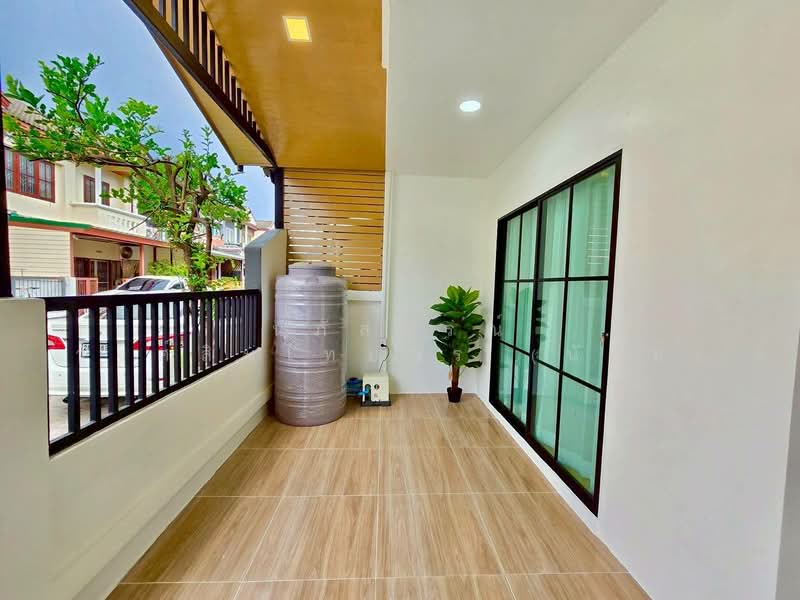 หมู่บ้าน วรารักษ์ ถ.เลียบคลองสอง 27 แขวงสามวาตะวันตก เขตคลองสามวา, กรุงเทพ, เลียบคลองสอง27, สามวาตะวันตก, คลองสามวา, กรุงเทพ, 80 ตร.ม., ทาวน์เฮ้าส์ ขาย, โดย นภัสศรณ์ วงศ์สินไทยกร (นันท์), 500356729 - DDproperty.com