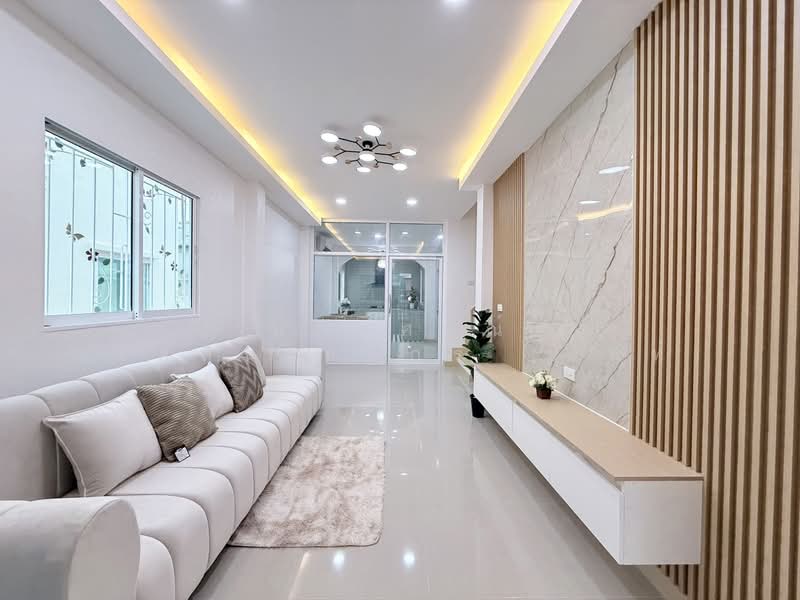 หมู่บ้านเพ็ญศิริ 4 : Pensiri 4, กรุงเทพ, Soi Muban Phen Siri 4 Liap Wari, หนองจอก, กรุงเทพ, 80 ตร.ม., ทาวน์เฮ้าส์ ขาย, โดย นภัสศรณ์ วงศ์สินไทยกร (นันท์), 500356734 - DDproperty.com