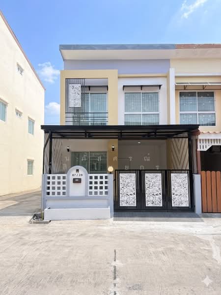 หมู่บ้านเพ็ญศิริ 4 : Pensiri 4, กรุงเทพ, Soi Muban Phen Siri 4 Liap Wari, หนองจอก, กรุงเทพ, 80 ตร.ม., ทาวน์เฮ้าส์ ขาย, โดย นภัสศรณ์ วงศ์สินไทยกร (นันท์), 500356734 - DDproperty.com