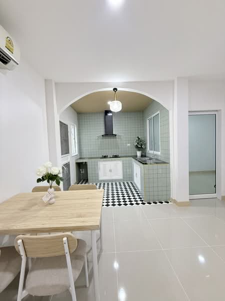 Pensiri 4, Bangkok, Soi Muban Phen Siri 4 Liap Wari, Nong Chok, Bangkok, 4 Bedrooms, 80 sqm, Townhouse For Sale, by นภัสศรณ์ วงศ์สินไทยกร (นันท์), 500356734 - DDproperty.com