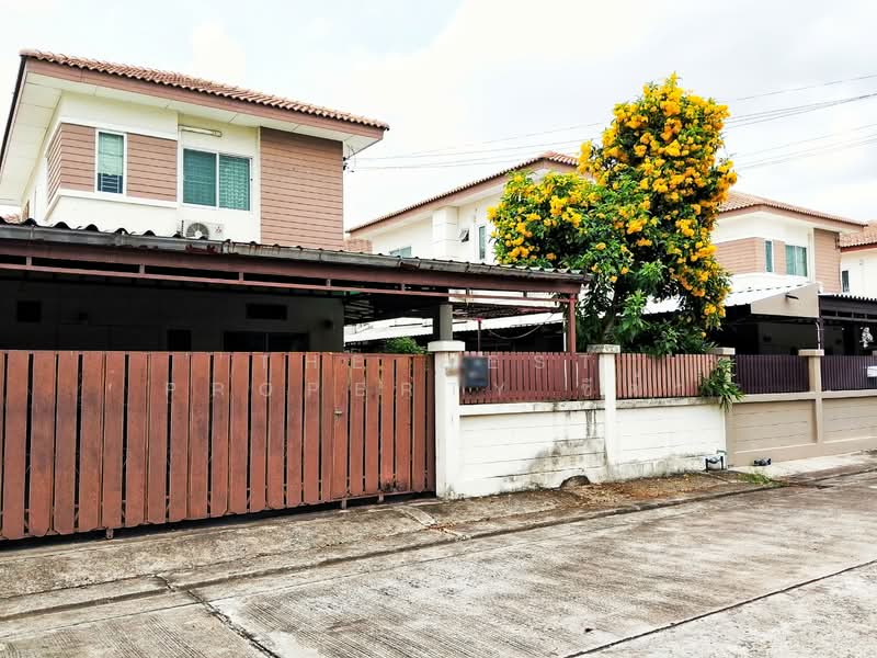 หมู่บ้านศรีพูนสุข (Sripoonsuk), Chon Buri (Pattaya), Bueng, Si Racha, Chon Buri (Pattaya), 3 Bedrooms, 150 sqm, Semi-Detached House (Twin House) For Sale, by The Best Property ชีต้า, 500356744 - DDproperty.com