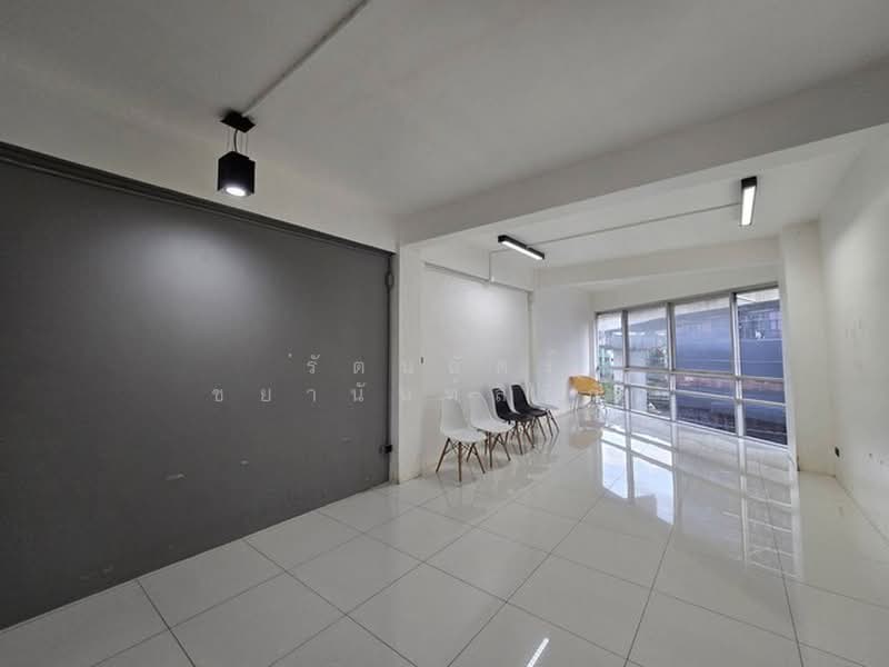 ไม่พบโครงการ, Bangkok, ลาดพร้าว, Khlong Chan, Bang Kapi, Bangkok, , 320 sqm, Shophouse For Rent, by รัตนฉัตร์ ชยานันท์สิริภัค, 500356748 - DDproperty.com