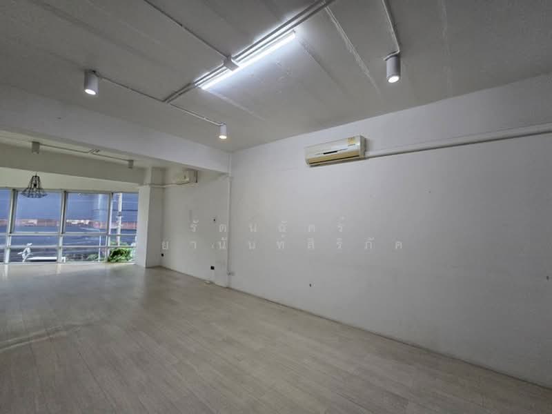ไม่พบโครงการ, Bangkok, ลาดพร้าว, Khlong Chan, Bang Kapi, Bangkok, , 320 sqm, Shophouse For Rent, by รัตนฉัตร์ ชยานันท์สิริภัค, 500356748 - DDproperty.com