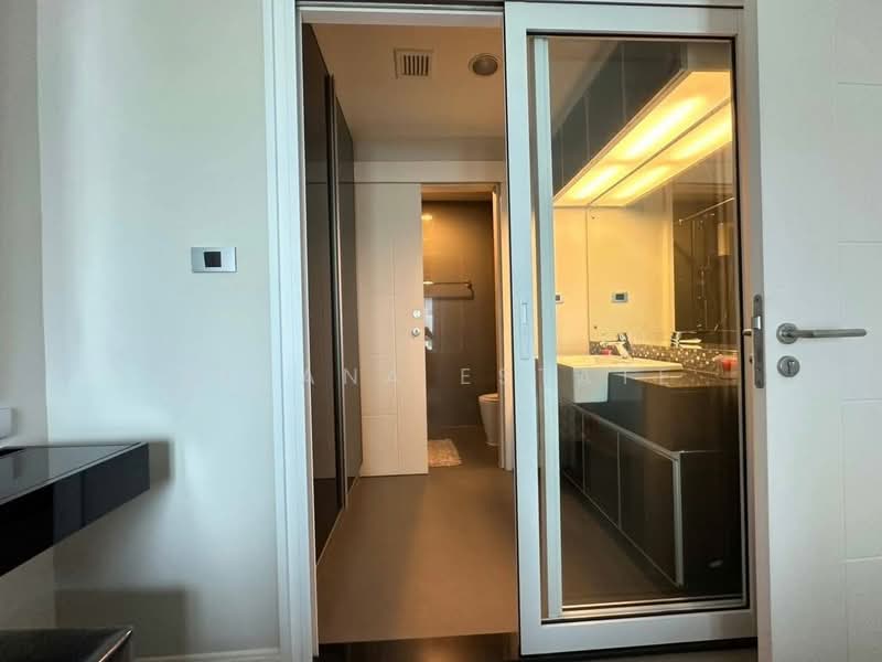 The Crest Sukhumvit 34, Bangkok, 778 Sukhumvit Road, Khong Tan, Khlong Toei, Bangkok, 1 Bedroom, 35 sqm, Condo For Rent, by Sivana Estate, 500356755 - DDproperty.com