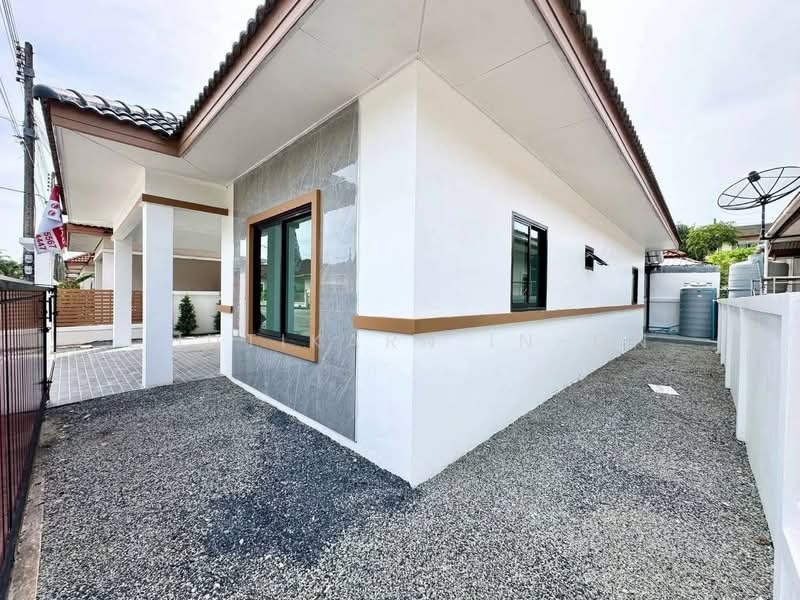 ขายบ้านเดี่ยว 3 ห้องนอน รีโนเวทใหม่ทั้งหลัง โซนถลาง ใกล้สนามบินภูเก็ต, ภูเก็ต, เชิงทะเล, ถลาง, ภูเก็ต, 100 ตร.ม., บ้านเดี่ยว ขาย, โดย Chutikarn In-On, 500356782 - DDproperty.com