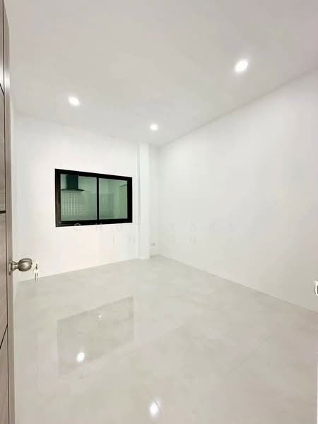 ขายบ้านเดี่ยว 3 ห้องนอน รีโนเวทใหม่ทั้งหลัง โซนถลาง ใกล้สนามบินภูเก็ต, ภูเก็ต, เชิงทะเล, ถลาง, ภูเก็ต, 100 ตร.ม., บ้านเดี่ยว ขาย, โดย Chutikarn In-On, 500356782 - DDproperty.com
