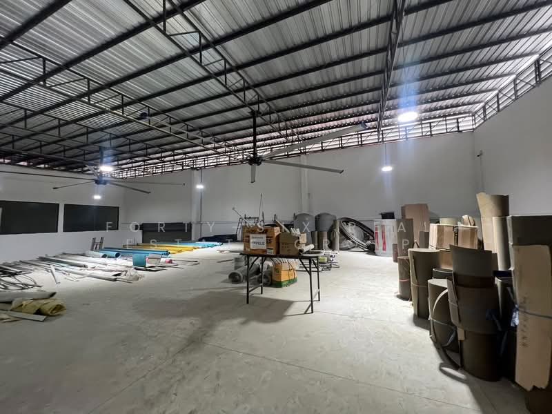 ขายออฟฟิศ-โกดัง ถนน พัฒนาชนบท 3 แยก16, Bangkok, Khlong Song Ton Nun, Lat Krabang, Bangkok, , 1,388 sqm, Warehouse/Factory For Sale, by Forty-Six Real Estate Group, 500356785 - DDproperty.com