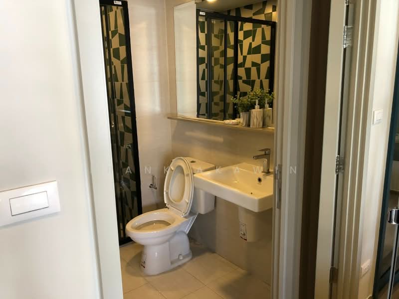 The Base Sukhumvit 50, Bangkok, Soi Roem Charoen 1, Sukhumvit 50 Road, Phra Kanong, Khlong Toei, Bangkok, 1 Bedroom, 26 sqm, Condo For Rent, by Frank Akawin, 500356788 - DDproperty.com