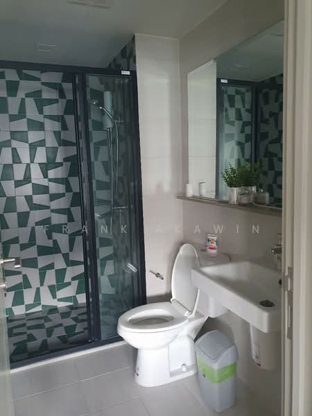 The Base Sukhumvit 50, Bangkok, Soi Roem Charoen 1, Sukhumvit 50 Road, Phra Kanong, Khlong Toei, Bangkok, 1 Bedroom, 26 sqm, Condo For Rent, by Frank Akawin, 500356788 - DDproperty.com