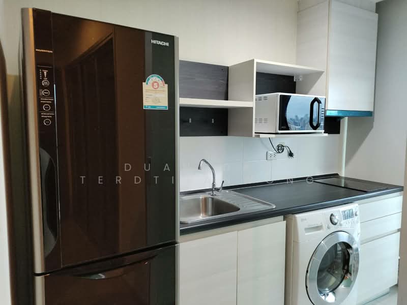 Life Ratchadapisek, Bangkok, 279 Ratchadapisaek Road, Huai Khwang, Bangkok, 2 Bedrooms, 46 sqm, Condo For Rent, by Duangdao Terdtieanwong, 500356790 - DDproperty.com